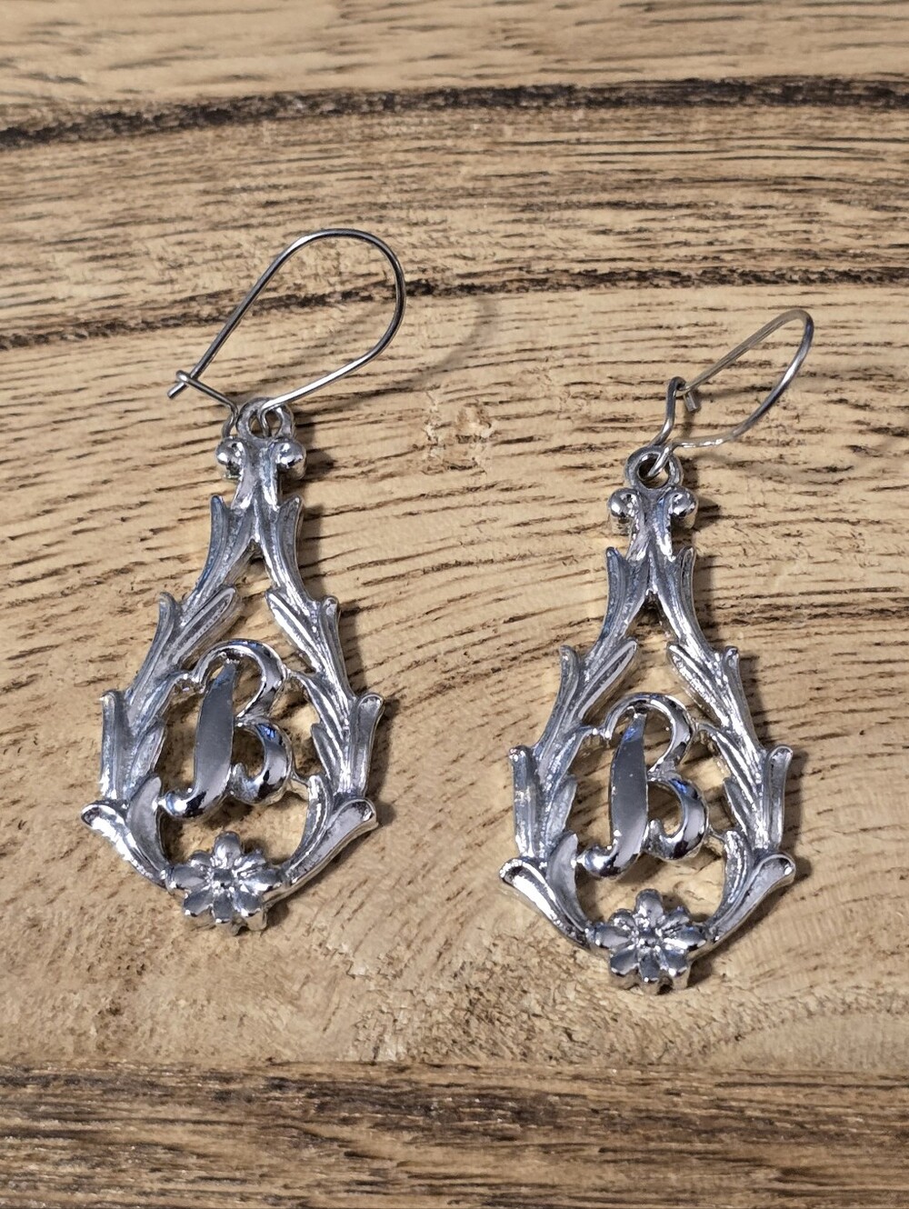 Silver Ornate Monogram Personally Yours 'B' Drop Earrings